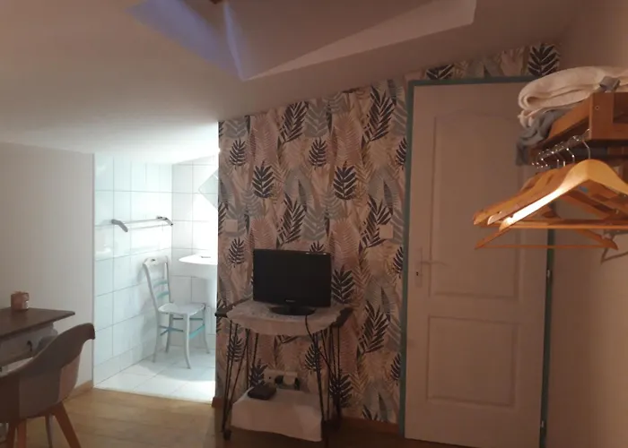 Domaine De Alojamento de Acomodação e Pequeno-almoço *